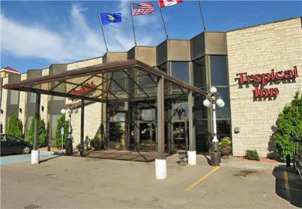 Tropical Inn - North Battleford Exteriér fotografie